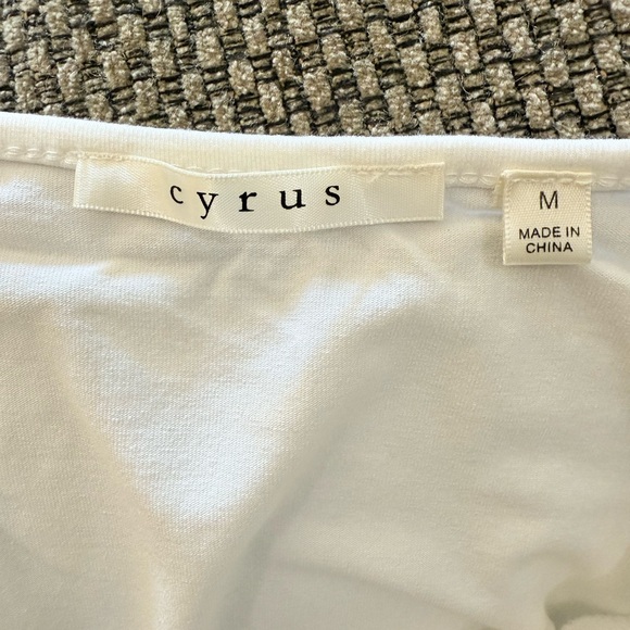 Cyrus Cream Ruffled Cap Sleeve Blouse - Picture 4 of 4